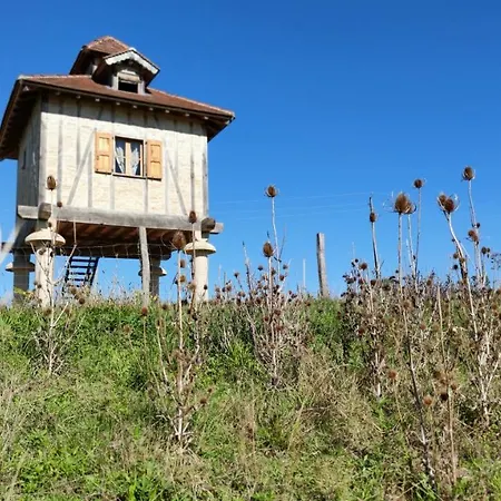 Holiday home Le Pigeonnier D Olivier